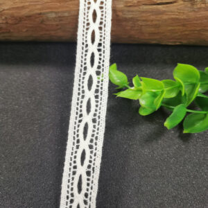 Alternative view of 1.5cm Crochet Cotton Trim