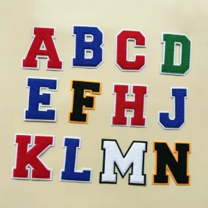 Lettres en chenille personnalisées à thermocoller, vendues en gros